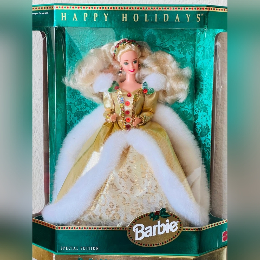 Vintage 1994 Happy Holidays Barbie New